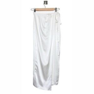 ✨️DIVINE HERITAGE WRAP SATIN MIDI SKIRT xs